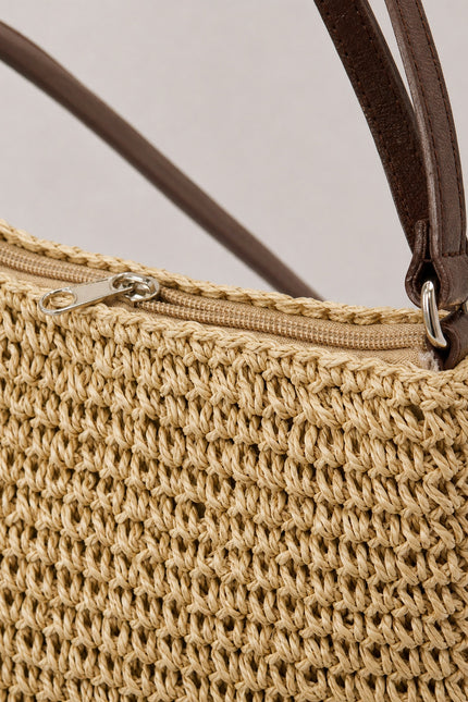 Sac bandoulière femme en paille zippé — détail rapproché du sac