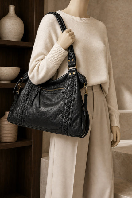Sac de cours vintage femme en similicuir tressé — porté sur mannequin avec une tenue