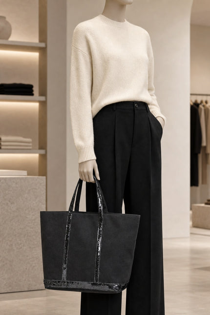 Grand sac cabas femme en toile à sequins — porté à la main en vue rapprochée