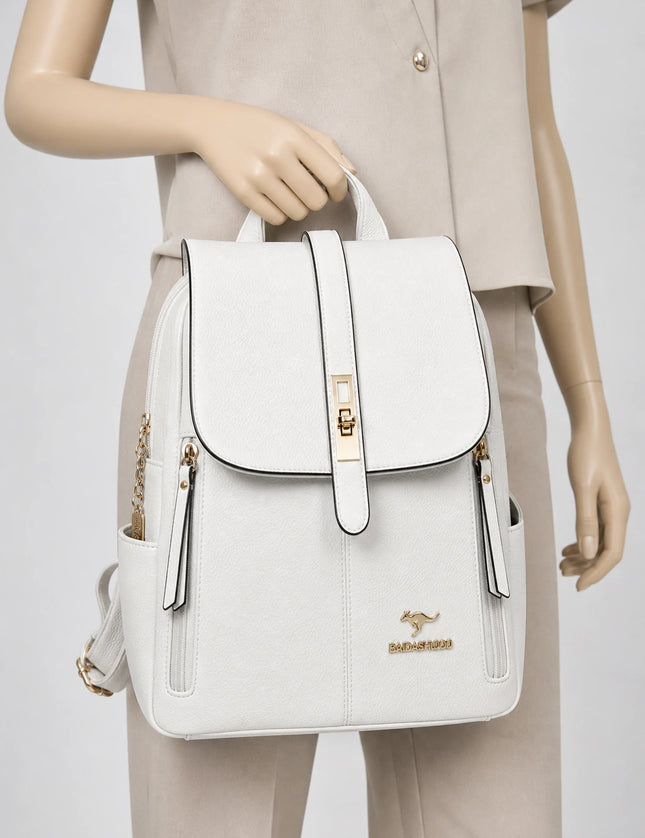 Sac à dos cuir vegan ville femme élégant porté à la main en studio - Aurean Paris - source inputs
