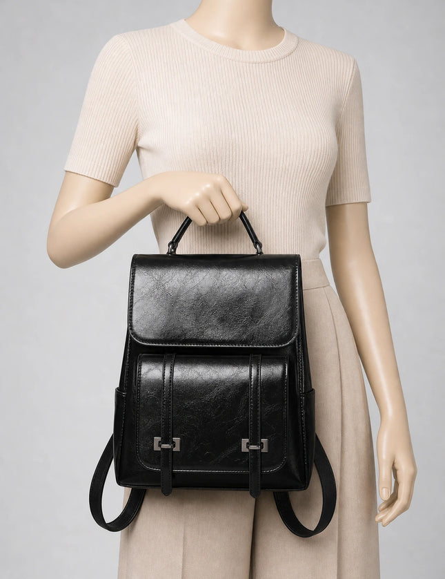 Sac cuir femme élégant style preppy porté à la main en studio - Aurean Paris - source inputs
